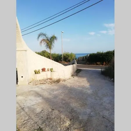 Grazioso Di Fronte Al Mare Apartment Pozzallo